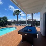 Vila Sarah *