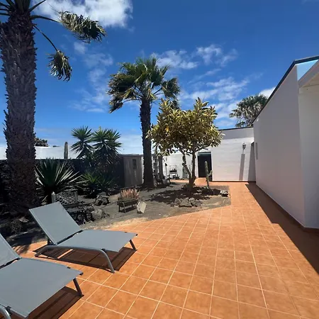 Sarah 普拉亚布兰卡