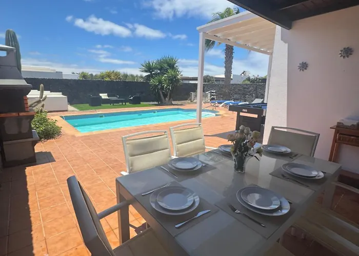 Sarah * بلايا بلانكا